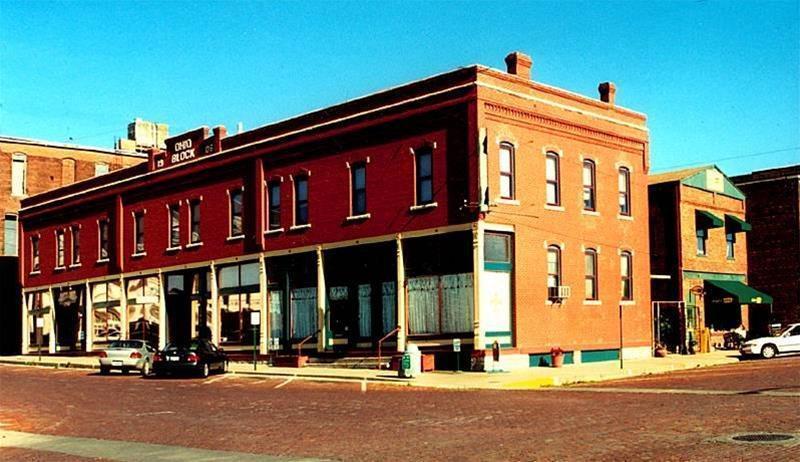 The Courtland Hotel & Spa Fort Scott Esterno foto