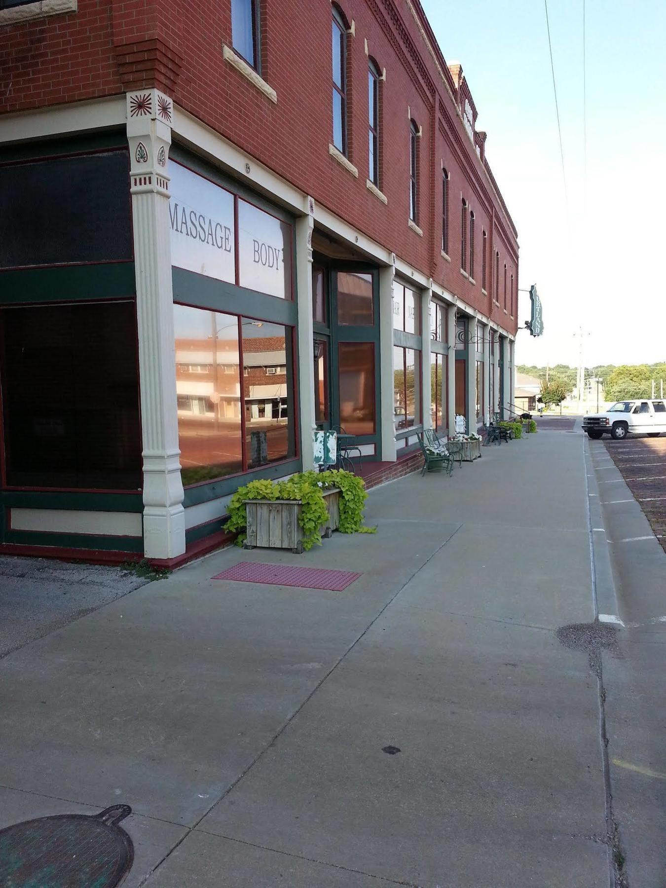 The Courtland Hotel & Spa Fort Scott Esterno foto