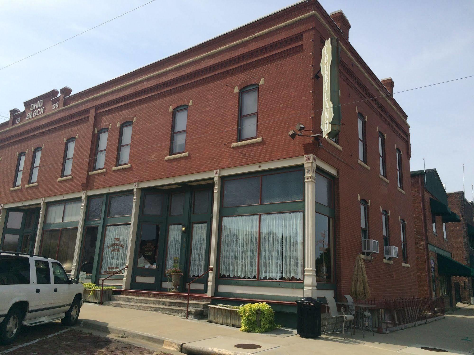 The Courtland Hotel & Spa Fort Scott Esterno foto