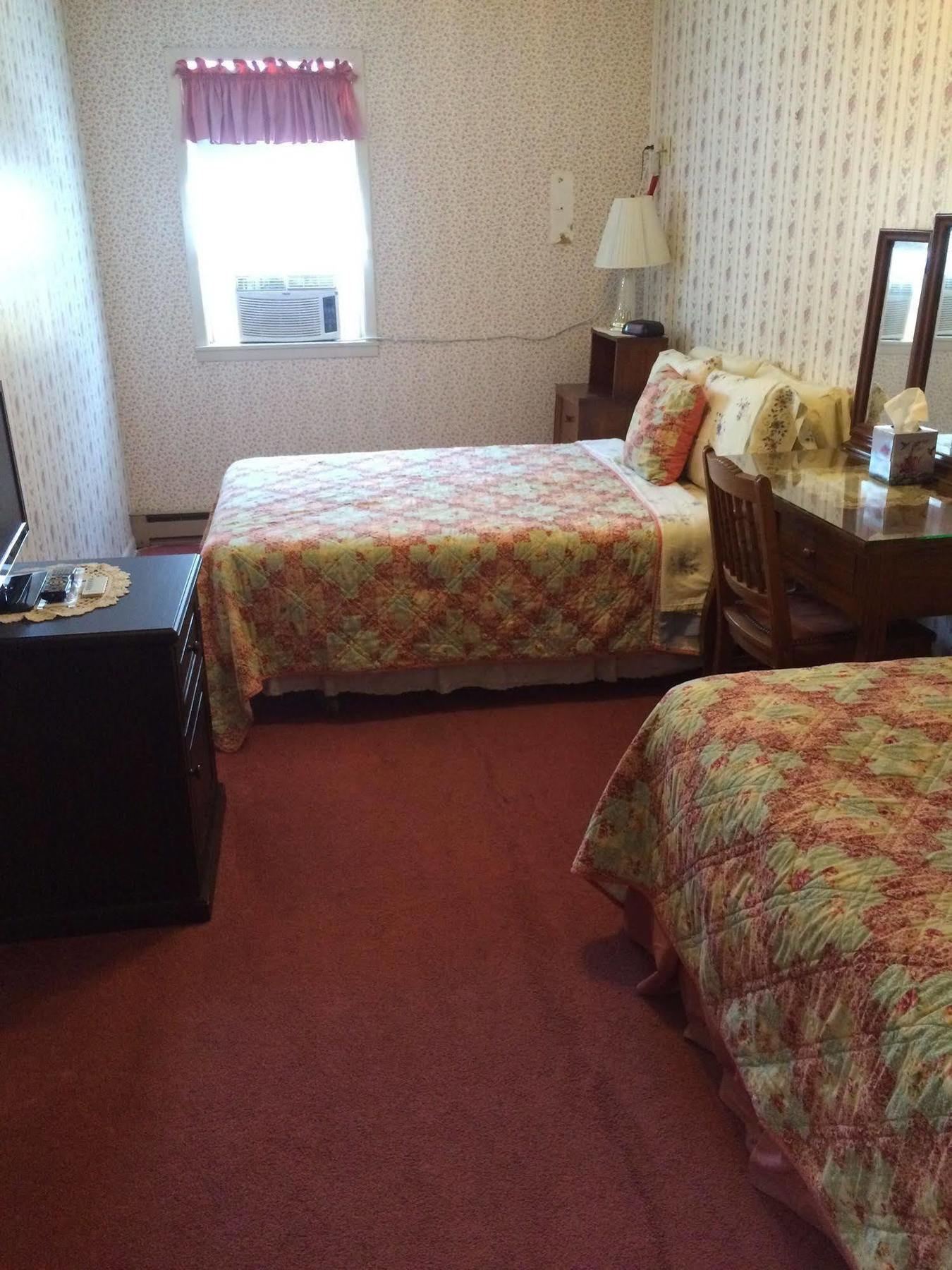The Courtland Hotel & Spa Fort Scott Esterno foto